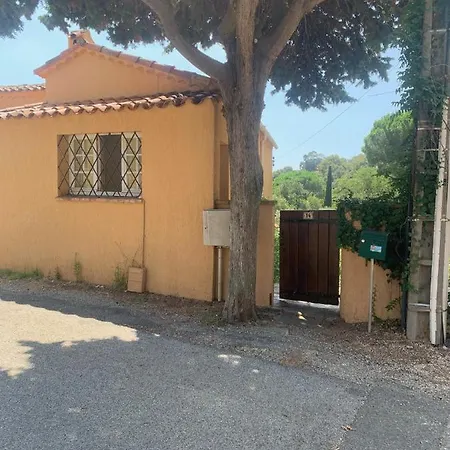 Ξενοδοχείο με διαμερίσματα La Terrasse De La